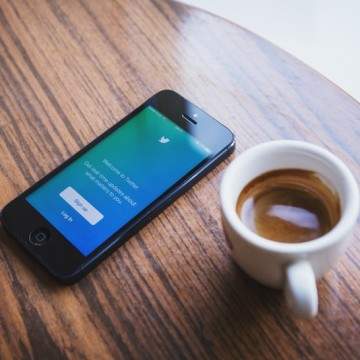 Update Twitter Terbaru Hadirkan Message Button Untuk Share Tweets Secara Private