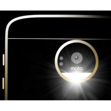 Moto Z Play Siap Ramaikan Seri Moto Z dengan Fitur MotoMod Baru