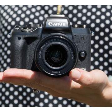 Canon EOS M5 Dirilis, Kamera Mirrorless Terbaru Rasa DSLR