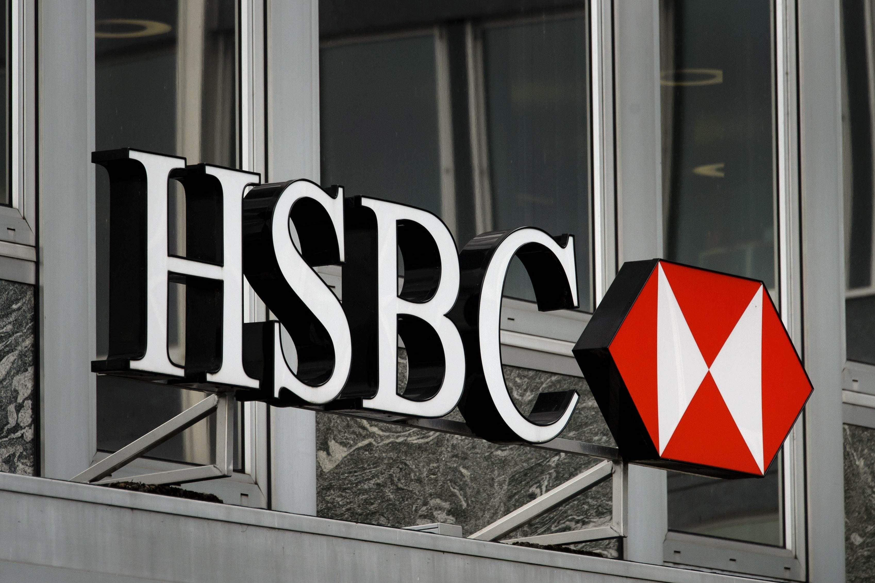 penerbit kartu kredit bank HSBC