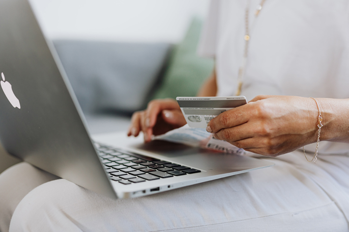 tips belanja online dengan kartu kredit
