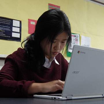 Acer Chromebook Jadi Solusi Digital Classroom di IICS