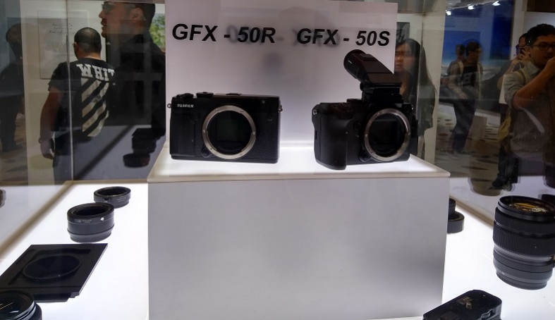 Fujifilm GFX 50R dan GFX 50S