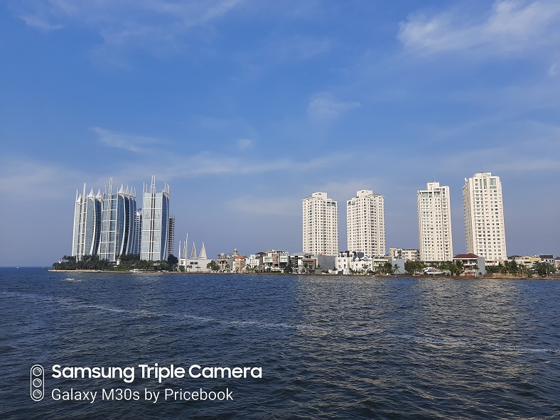 Review Samsung Galaxy A71 Kamera Mumpuni Tak Harus