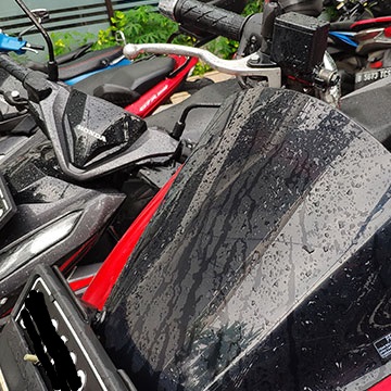 Cara Merawat Motor Matic yang Sering Kena Hujan