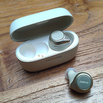 Jabra Elite 75t, Earbuds Wireless Terbaru Harga 2 Jutaan