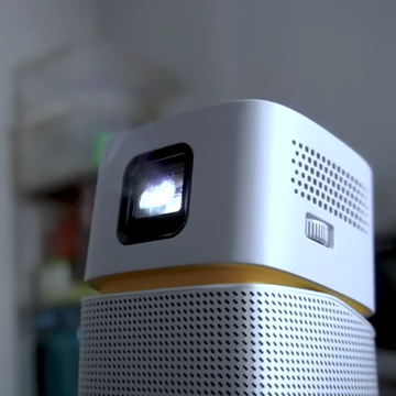 Proyektor Mini Portabel BenQ GV1, Selamat Tinggal Kabel