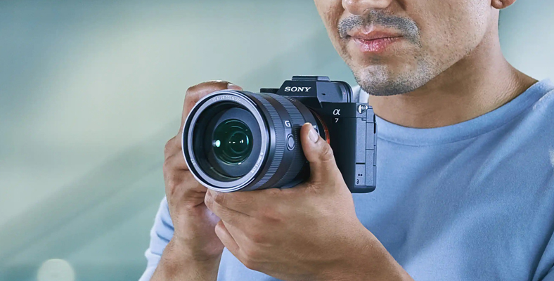 Sony Perkenalkan Kamera Alpha 7 IV Full Frame 33 MP | Pricebook