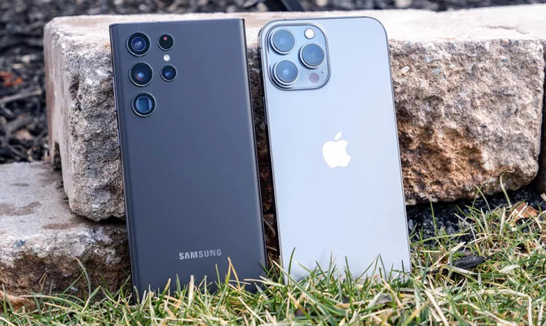 Samsung Galaxy S22 Ultra VS iPhone 13 Pro Max
