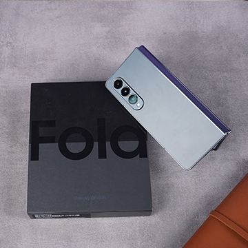 Flex mode Galaxy Z Fold4 5G Bekerja Lebih Produktif