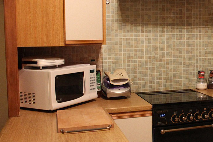 perbedaan oven dan microwave