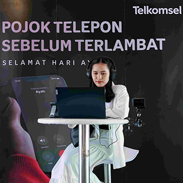 Telkomsel Untuk Hari Ayah Nasional, #TeleponSebelumTerlambat!