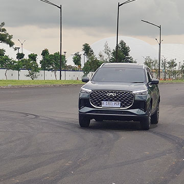 Chery TIGGO 8 CSH, SUV Hybrid Harga Mulai Rp 499 Juta Dapet Apa?