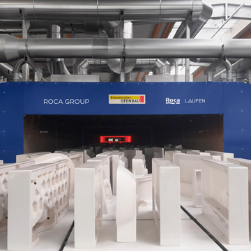 Roca Group Resmikan Terowongan Kiln Elektrik Pertama di Dunia untuk Produksi Keramik Sanitasi