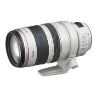 Canon EF 28-300mm f  /  3.5-5.6 L IS USM